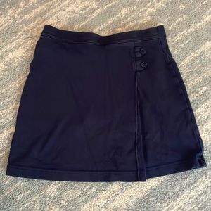 GUC Lands End navy skort